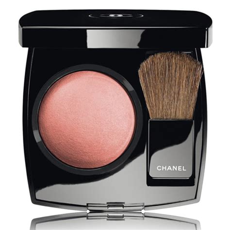 chanel rose petale